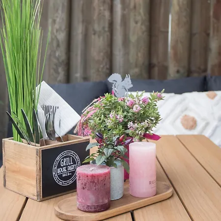 Deluxe For 5 - 2 Bedrooms - Free Private Parking - 5 Min To Slopes - Terrace Apartmán *