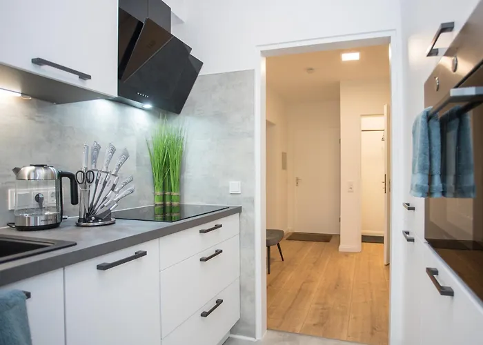 Deluxe For 5 - 2 Bedrooms - Free Private Parking - 5 Min To Slopes - Terrace Winterberg