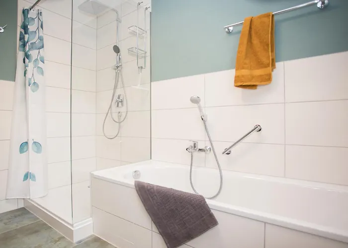 Deluxe For 5 - 2 Bedrooms - Free Private Parking - 5 Min To Slopes - Terrace Appartement *