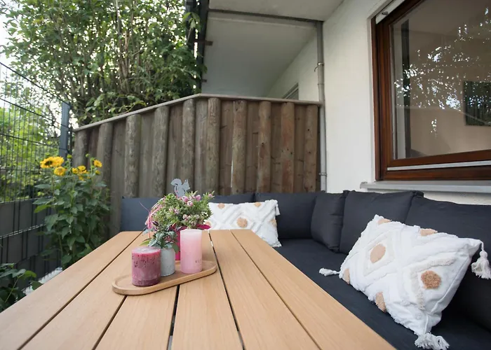 Deluxe For 5 - 2 Bedrooms - Free Private Parking - 5 Min To Slopes - Terrace Appartement Winterberg