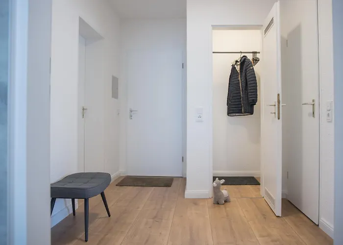 Deluxe For 5 - 2 Bedrooms - Free Private Parking - 5 Min To Slopes - Terrace * Winterberg